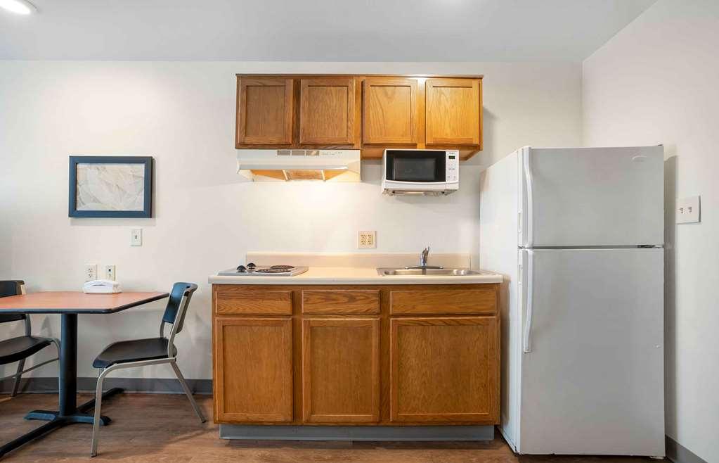 Extended Stay America Select Suites - Tallahassee - Northwest Room photo